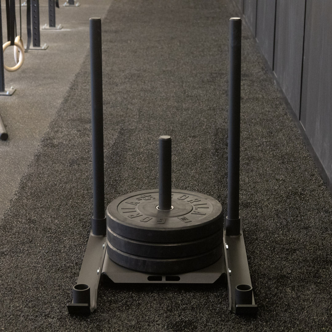 Gorila sled, built for high-intensity functional fitness, Hyrox-style training, and outdoor workouts. Engineered for durability and versatility, it’s ideal for pushing, pulling, and strength-building exercises on any surface. Perfect for athletes focused on endurance and power development.